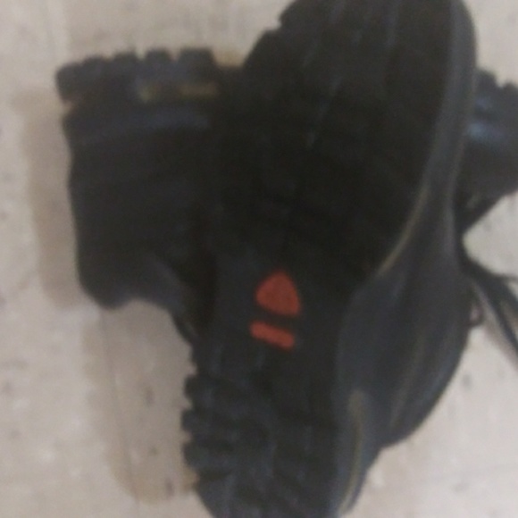 Boots - Picture 5 of 8